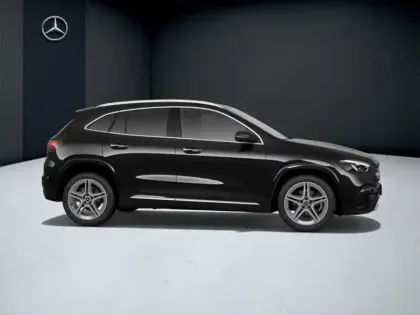 Photo 15 Mercedes GLA 180 d Edition 140