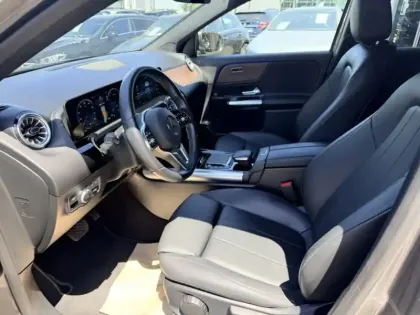 Photo 12 Mercedes GLA 250 e Business Line