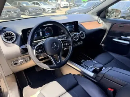Photo 10 Mercedes GLA 250 e Business Line