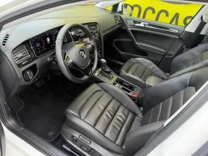 Photo 11 Volkswagen Golf 1.5 TSI 150 Carat Exclusive DS