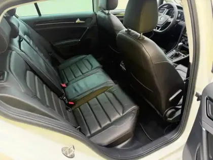 Photo 13 Volkswagen Golf 1.5 TSI 150 Carat Exclusive DS