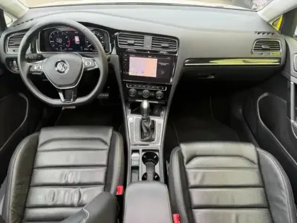 Photo 9 Volkswagen Golf 1.5 TSI 150 Carat Exclusive DS