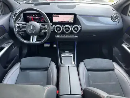 Photo 10 Mercedes GLA 200 d AMG Line
