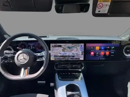 Photo 10 Mercedes GLB 200 AMG Line