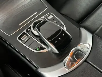 Photo 17 Mercedes Classe C C 220 d Cabriolet Sportline