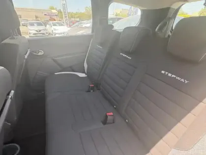Photo 17 Dacia Lodgy 5 Places Stepway TCe 130 FAP E6U