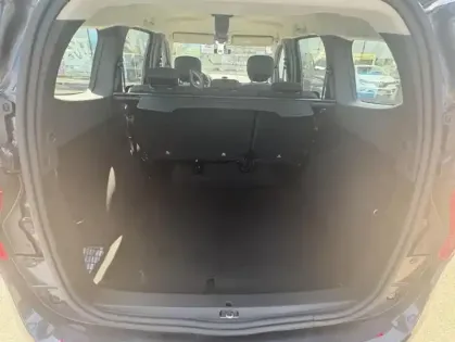 Photo 19 Dacia Lodgy 5 Places Stepway TCe 130 FAP E6U