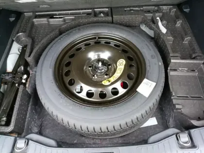 Photo 28 Ford Kuga 2.5 Duratec 180ch Hybrid FlexiFuel Titanium Business Powershift