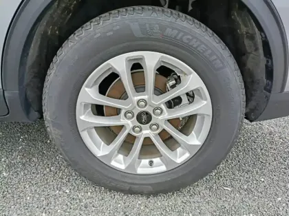 Photo 13 Ford Kuga 2.5 Duratec 180ch Hybrid FlexiFuel Titanium Business Powershift