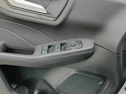 Photo 5 Ford Kuga 2.5 Duratec 180ch Hybrid FlexiFuel Titanium Business Powershift