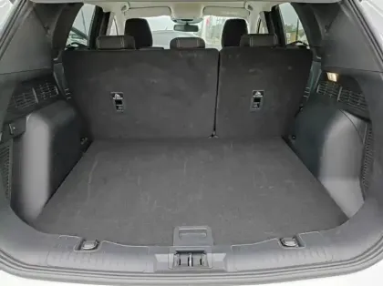 Photo 10 Ford Kuga 2.5 Duratec 180ch Hybrid FlexiFuel Titanium Business Powershift