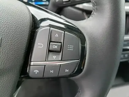 Photo 20 Ford Kuga 2.5 Duratec 180ch Hybrid FlexiFuel Titanium Business Powershift