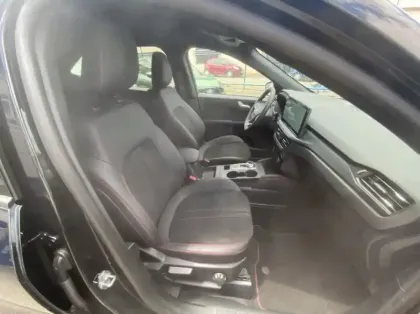 Photo 26 Ford Kuga 2.5 Duratec 180ch Hybrid FlexiFuel ST-Line X Powershift