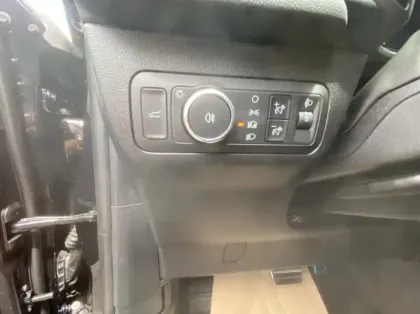 Photo 29 Ford Kuga 2.5 Duratec 180ch Hybrid FlexiFuel ST-Line X Powershift
