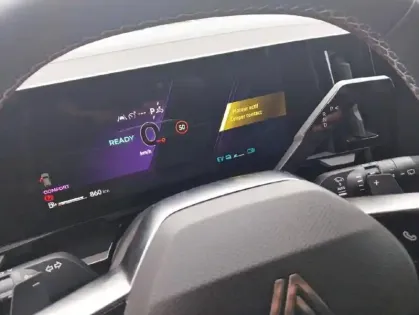 Photo 16 Renault Austral E-Tech full hybrid 200 GSR2 Techno esprit Alpine 5p