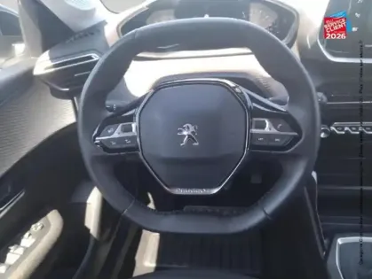 Photo 11 Peugeot 208  1.5 BlueHDi 100ch S&S Active