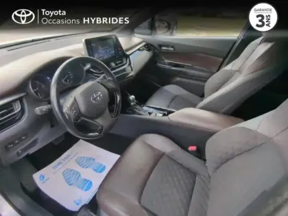 Photo 10 Toyota C-HR  122h Distinctive 2WD E-CVT