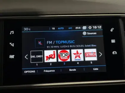 Photo 13 Peugeot 308  1.2 130 Tech Edition Carplay  Gps regulateur