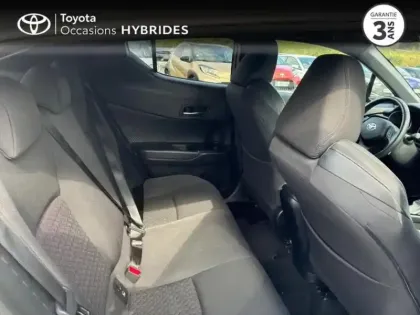 Photo 6 Toyota C-HR  1.8 Hybride 122ch Design Ultimate E-CVT