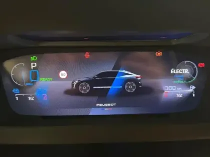 Photo 14 Peugeot 408  PHEV 180ch GT e-EAT8