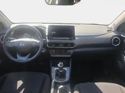 Photo 11 Hyundai Kona  1.0 T-GDi 120ch Hybrid 48V Intuitive