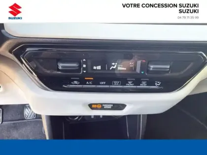 Photo 14 Suzuki Swift  1.2 Hybrid 83ch Privilège