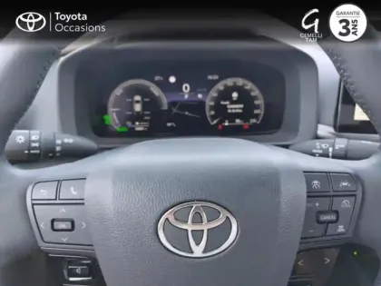 Photo 12 Toyota C-HR  2.0 Hybride Rechargeable 225ch Design NG23
