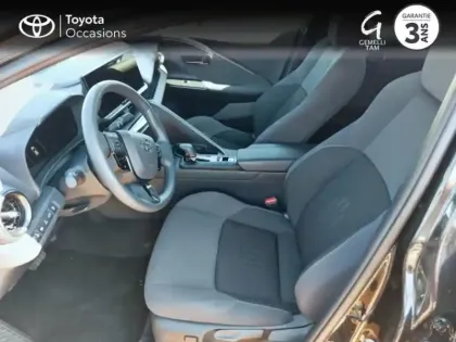 Photo 10 Toyota C-HR  2.0 Hybride Rechargeable 225ch Design NG23