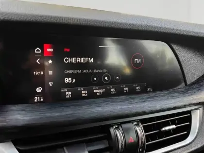 Photo 12 Alfa Romeo Stelvio  2.2 Diesel 160ch Super AT8 MY22