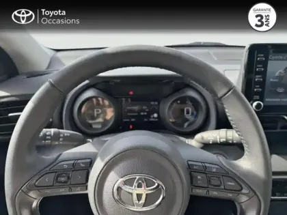 Photo 12 Toyota Yaris  116h Design 5p MY22