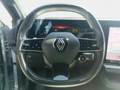 Photo 14 Renault Megane  E-Tech Electric EV60 220ch Iconic super charge