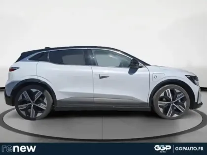 Photo 5 Renault Megane  E-Tech Electric EV60 220ch Iconic super charge