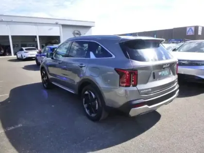 Photo 6 Kia Sorento  1.6 T-GDi 253ch PHEV Premium 4x4 7 places