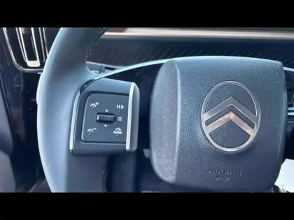 Photo 12 Citroën C3 Aircross  1.2 Hybride 145ch PLUS e-DCS6