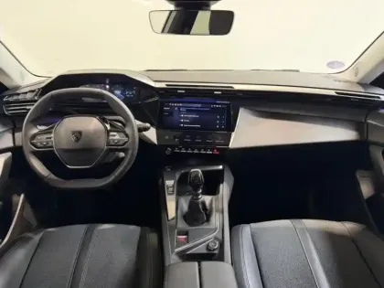 Photo 7 Peugeot 308  1.2 130 Allure GPS Carplay