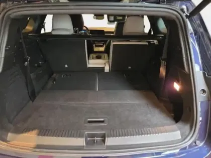 Photo 16 Renault Espace  1.2 E-Tech full hybrid 200ch Iconic 7 places - 24
