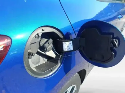 Photo 9 Renault Clio  1.6 E-Tech 145ch full hybrid Evolution