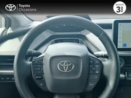 Photo 12 Toyota Prius  Rechargeable 2.0 Hybride Rechargeable 223ch Design