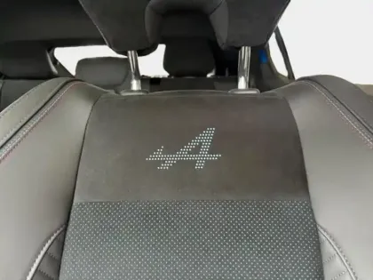 Photo 11 Renault Rafale  1.2 E-Tech full hybrid 200ch esprit Alpine - 25