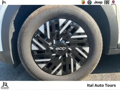 Photo 10 Fiat 600  1.2 Hybrid/Hybride 100ch DCT6/Origine Fr./GARANTIE 1 AN