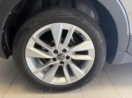 Photo 23 Volkswagen T-cross  1.0 TSI 115ch Carat