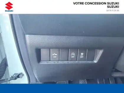 Photo 12 Suzuki Swift  1.2 Hybrid 83ch Avantage