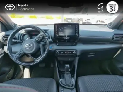 Photo 7 Toyota Yaris  116h Première 5p
