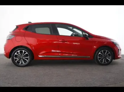 Photo 5 Renault Clio  1.6 E-Tech 145ch full hybrid Techno - 24
