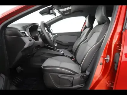 Photo 12 Renault Clio  1.6 E-Tech 145ch full hybrid Techno - 24
