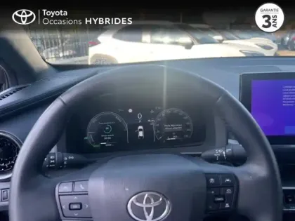 Photo 12 Toyota C-HR  2.0 Hybride 200ch Design MY25