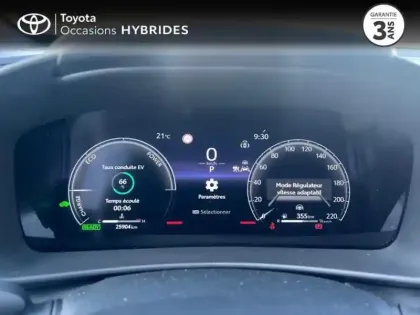 Photo 13 Toyota C-HR  2.0 Hybride 200ch Design MY25