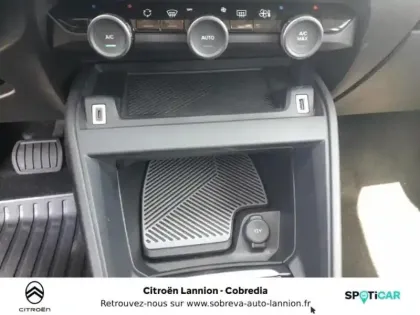 Photo 12 Citroën C4  Moteur électrique 136ch (100 kW) Feel Pack Automatique