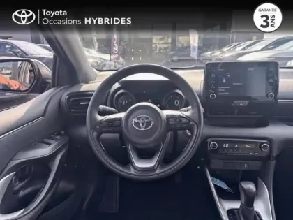 Photo 8 Toyota Yaris  116h Design 5p MC24