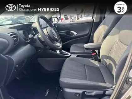 Photo 10 Toyota Yaris  116h Design 5p MC24